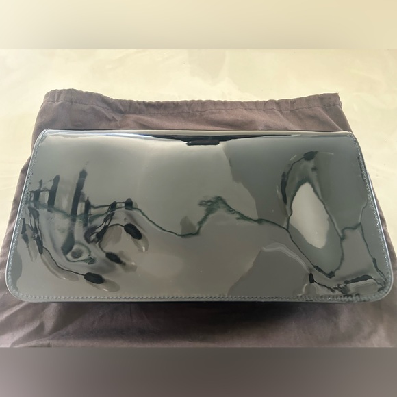 Gucci Black Horsebit Clutch in great condition. - Picture 8 of 11